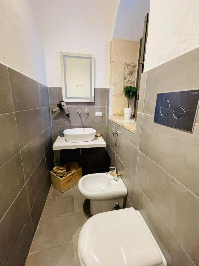 La Viuzza Hotel Noto Bagian luar foto